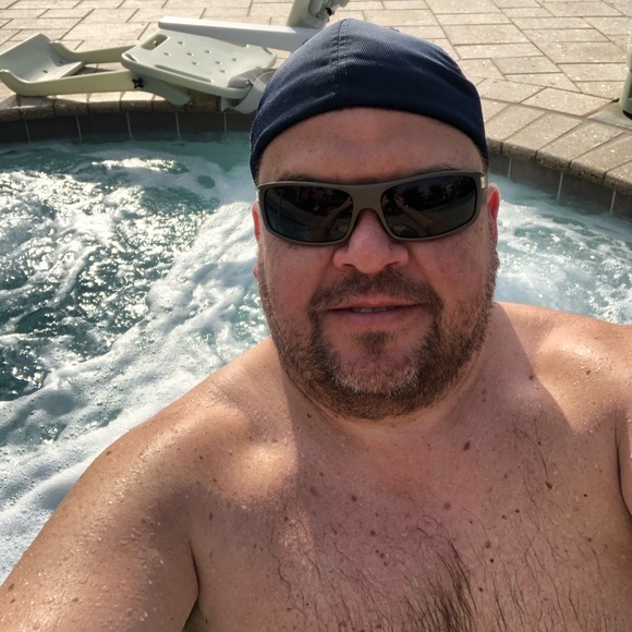 Meet your Posher, Joshua - Picture 3 of 15